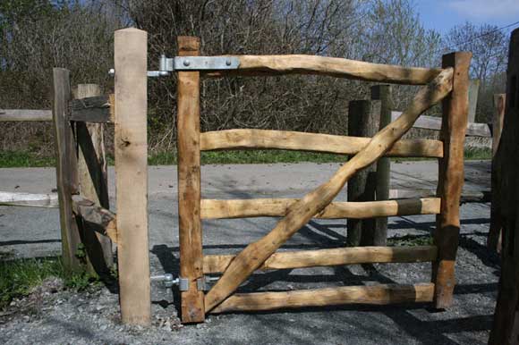 Rustic Wood Driveway Gate Designs