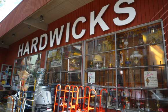 hardwicks-seattle-diy-city-guide.jpg