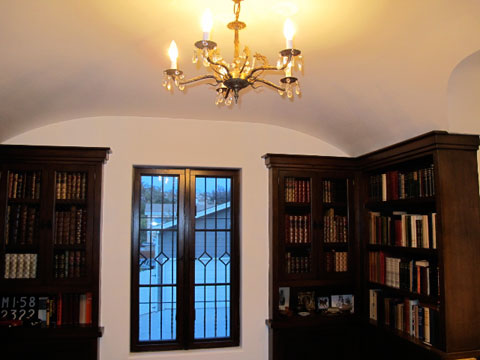 home-libary2.jpg