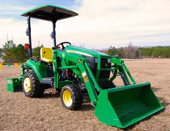 john-deere-1026-subcompact-tractor.jpg