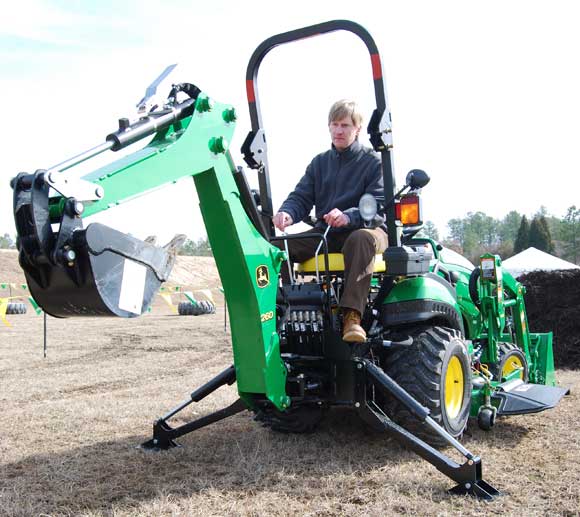 john-deere-1026r-backhoe-action.jpg