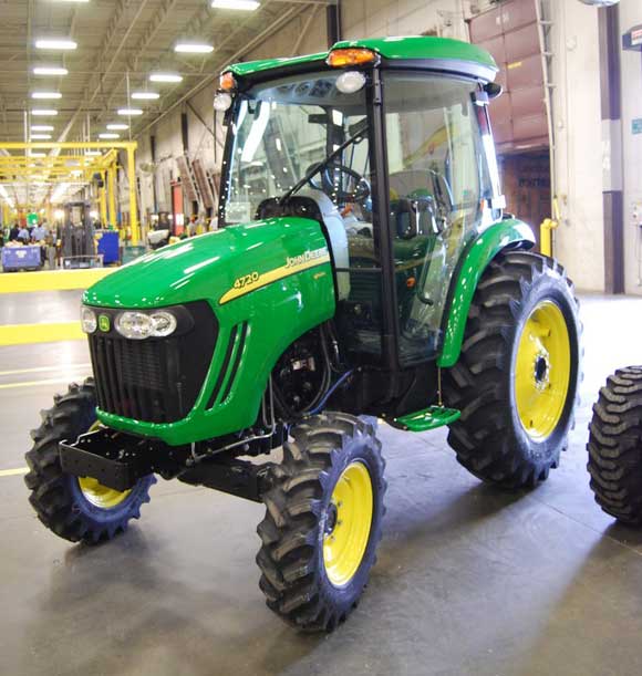 john-deere-4720-tractor.jpg