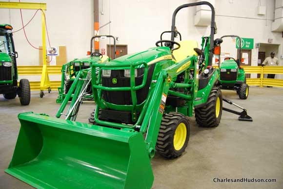 john-deere-utility-tractor.jpg