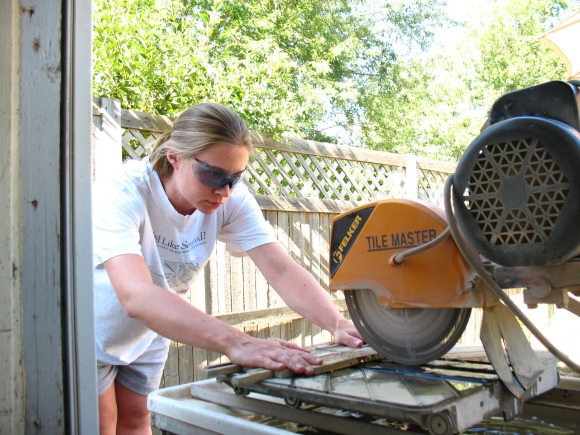 lady-with-power-tool-2.jpg