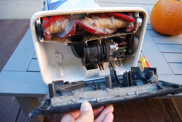 oreck-vacuum-repair3.JPG